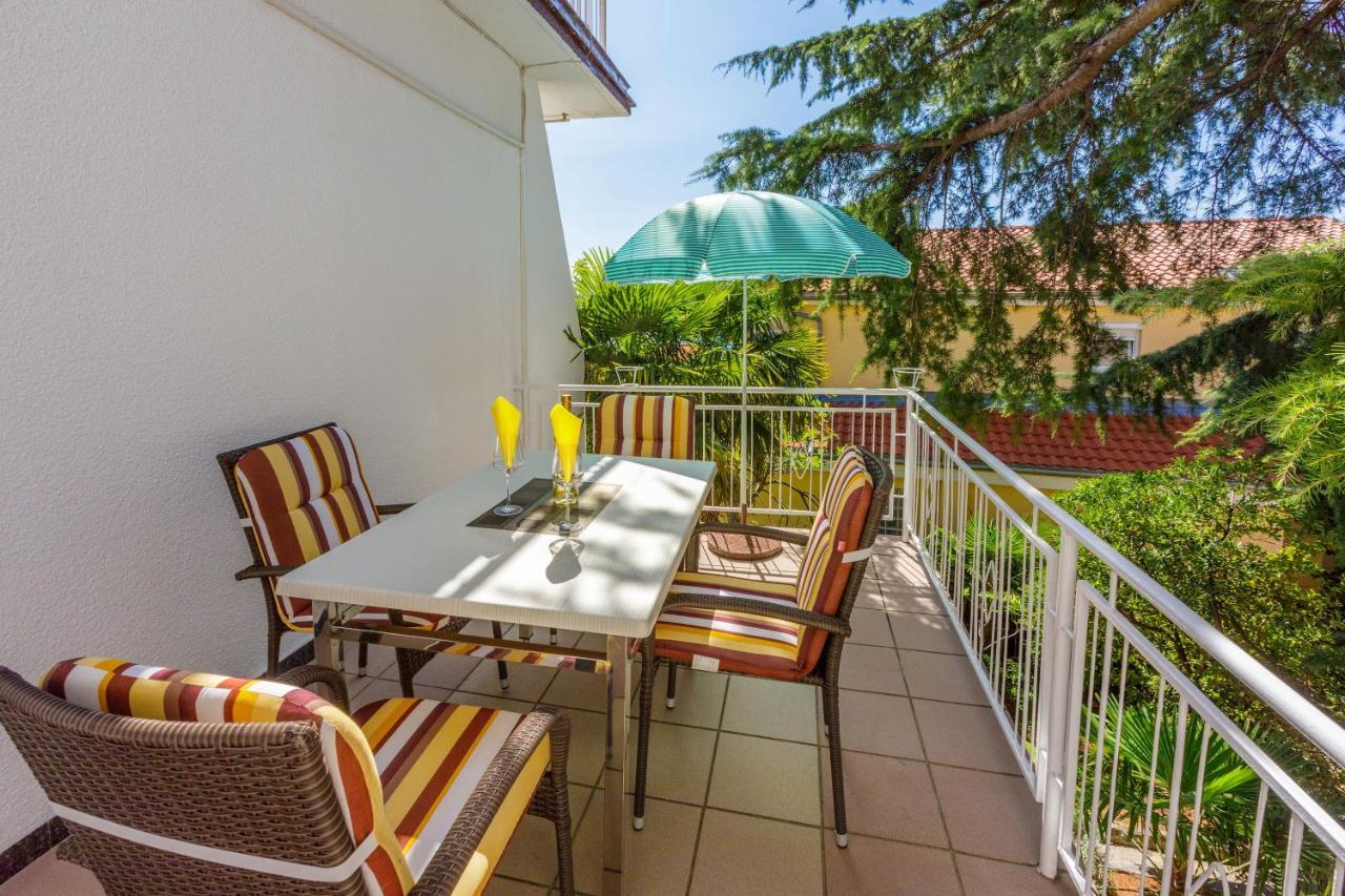 דראמליי Apartments Danica מראה חיצוני תמונה
