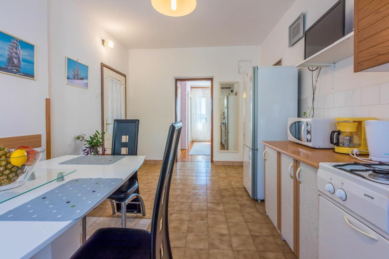 דראמליי Apartments Danica מראה חיצוני תמונה